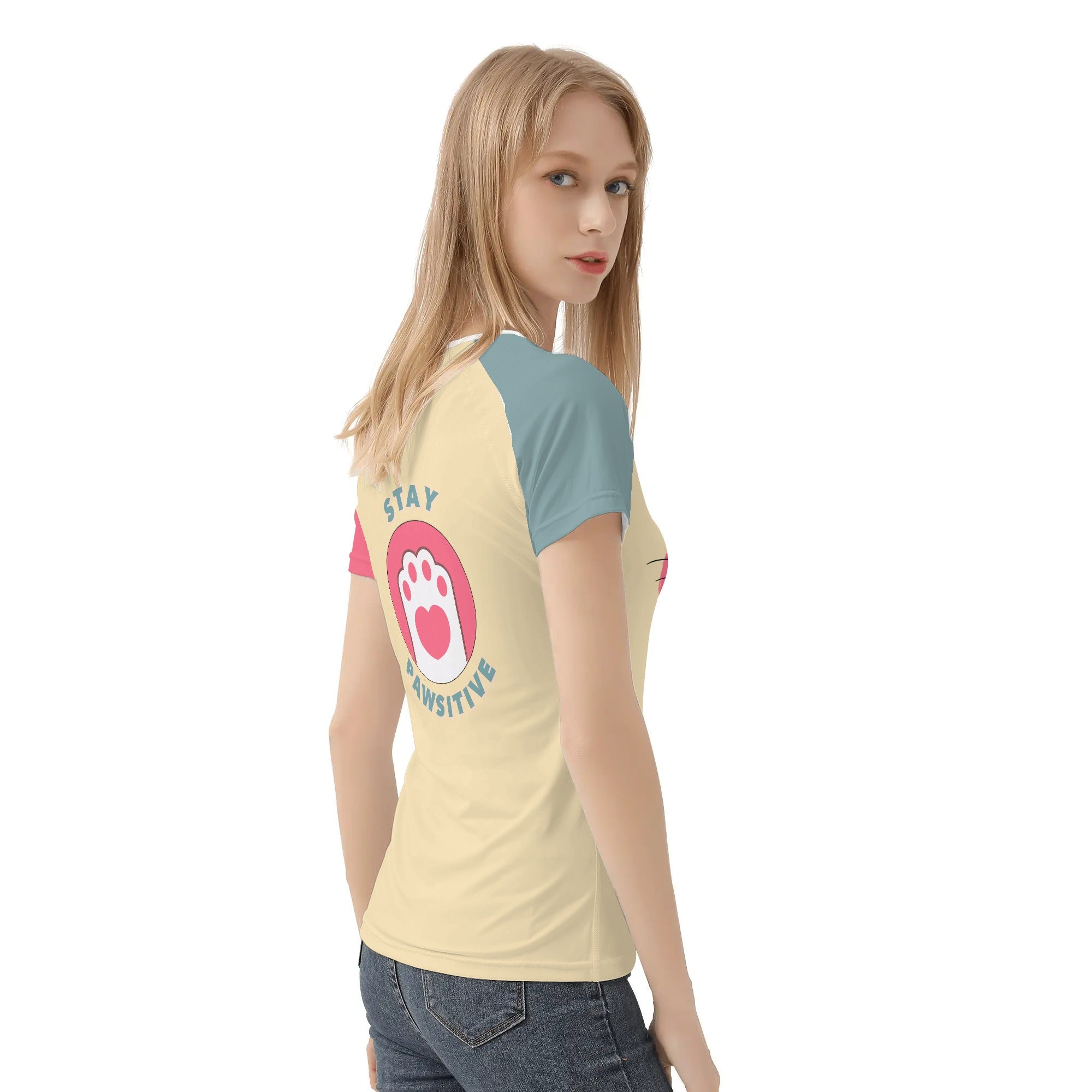 Camiseta kawaii de gatito feliz – Estilo japonés con colores pastel y diseño adorable 🐾🎀💫
